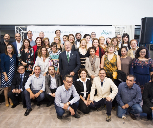 El fin de fiesta tuvo como remate una bonita foto de familia de los técnicos y miembros de la Junta Rectora que pudieron estar en el evento.