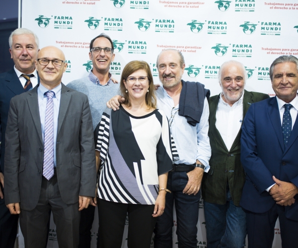 Antonio Bugeda, Juan Carlos Moltó, Salvador Valero, Mª José Ruiz, Antonio Espejo, el ex miembro de Junta de Farmamundi, Ricardo Sanchís, y José Luis Daroqui.