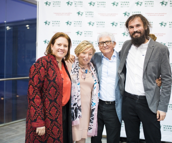 Carmen Mijimolle, Anna Lluch, Joan Ramón Peris y David Turró.