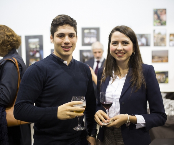 María Claudia Rus y Borja Santa Creu, de la Asociación Valenciana de Estudiantes de Farmacia.