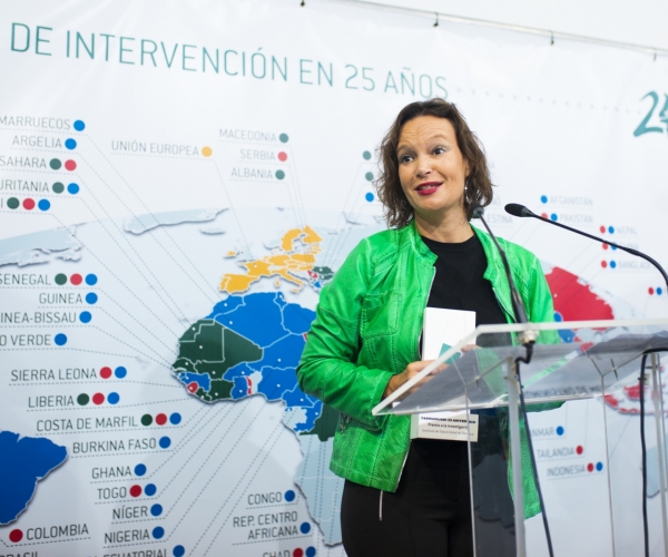 La directora de Desarrollo Global de ISGlobal, Leire Pajín, tras recoger el Premio 25 años Farmmaundi a la Investigación.