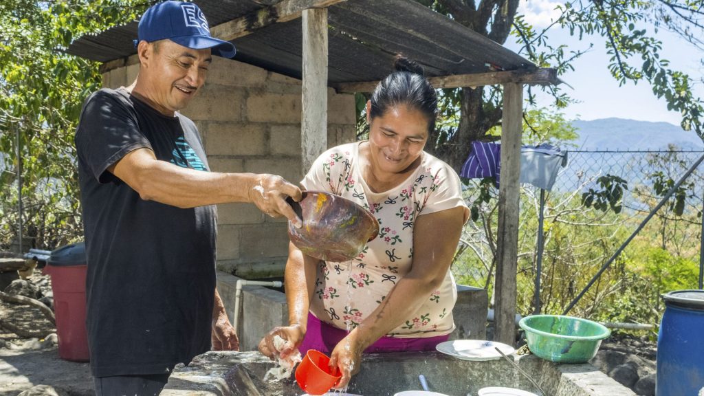Proyectos con Censalud y Fisabio en El salvador
