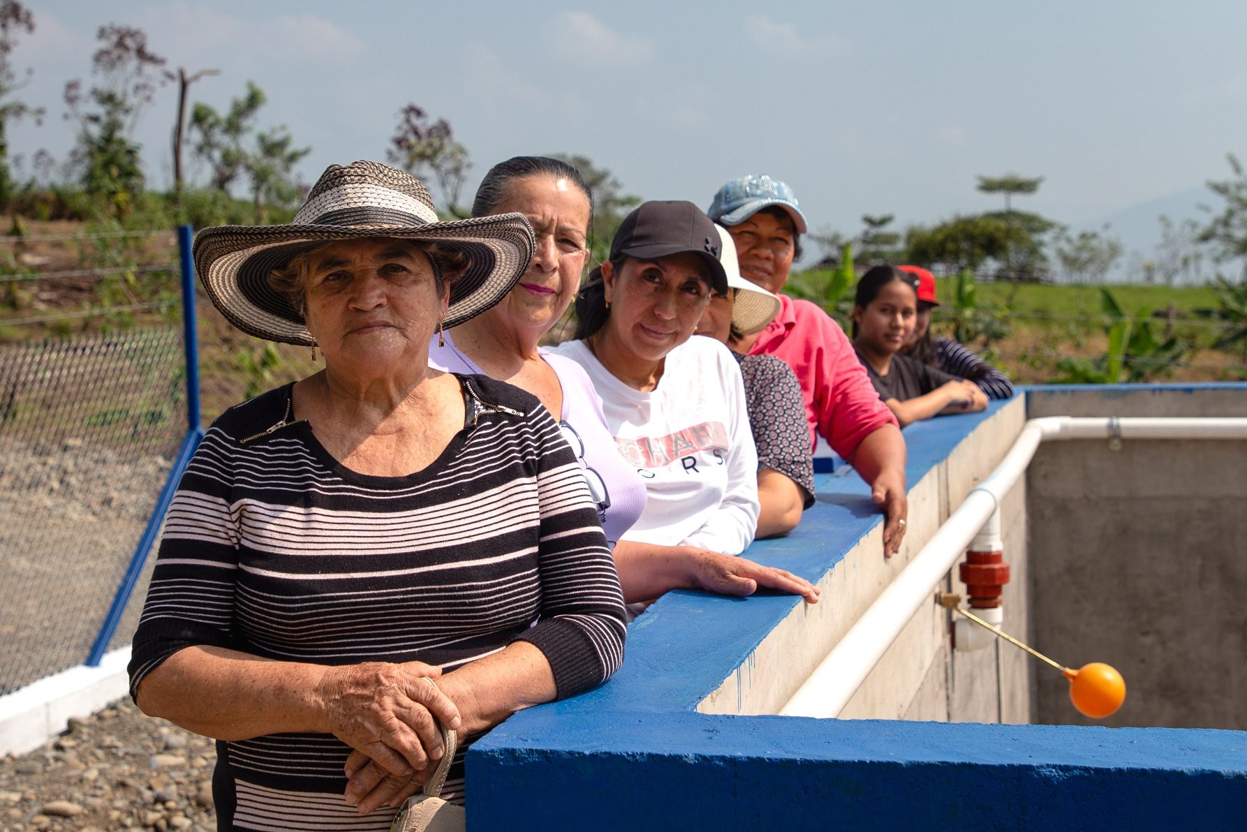 Más de 13.000 personas mejoran su acceso al agua en comunidades rurales de Ecuador